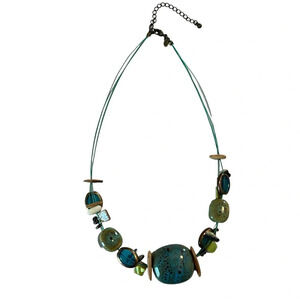 Premier Designs “Island Girl” Antiqued Brass Plated Green Ceramic Shell Necklace